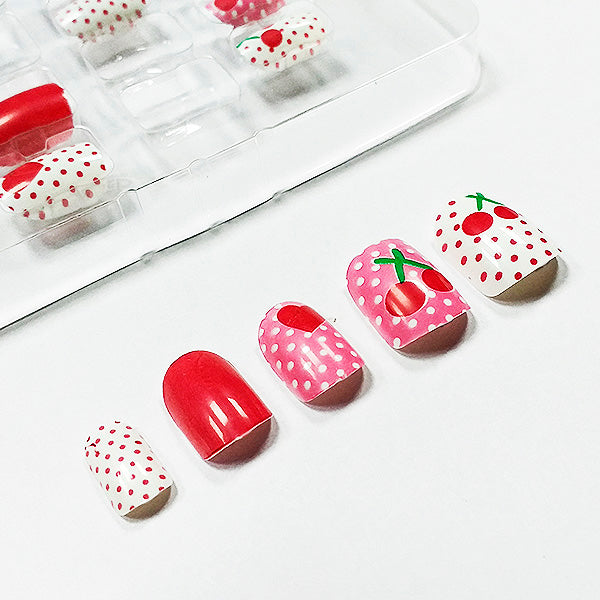 Uñas postizas cherry