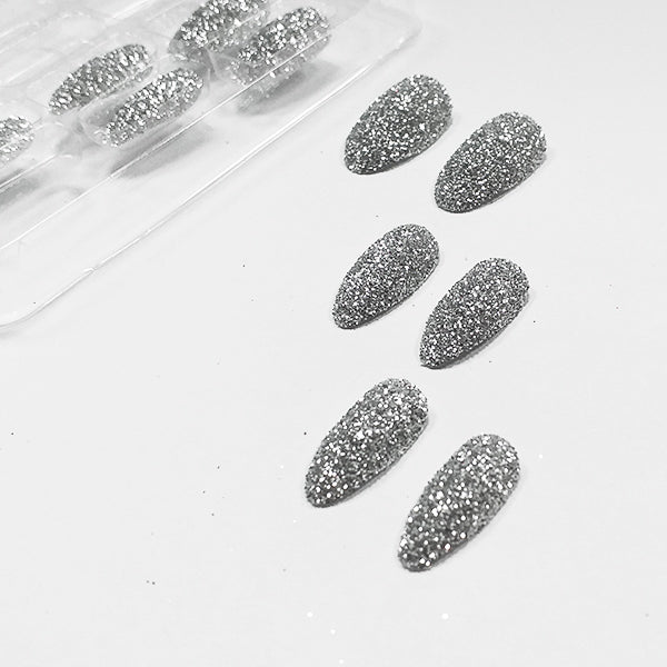 Uñas postizas glitter plateado
