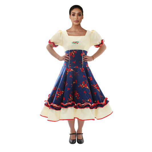 Vestido de huasa chinita floreado azul con blanco